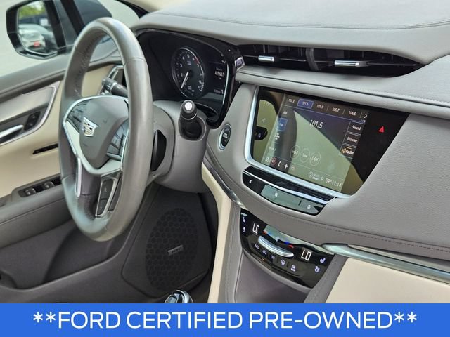 Used 2021 Cadillac XT5 Premium Luxury FWD image 12
