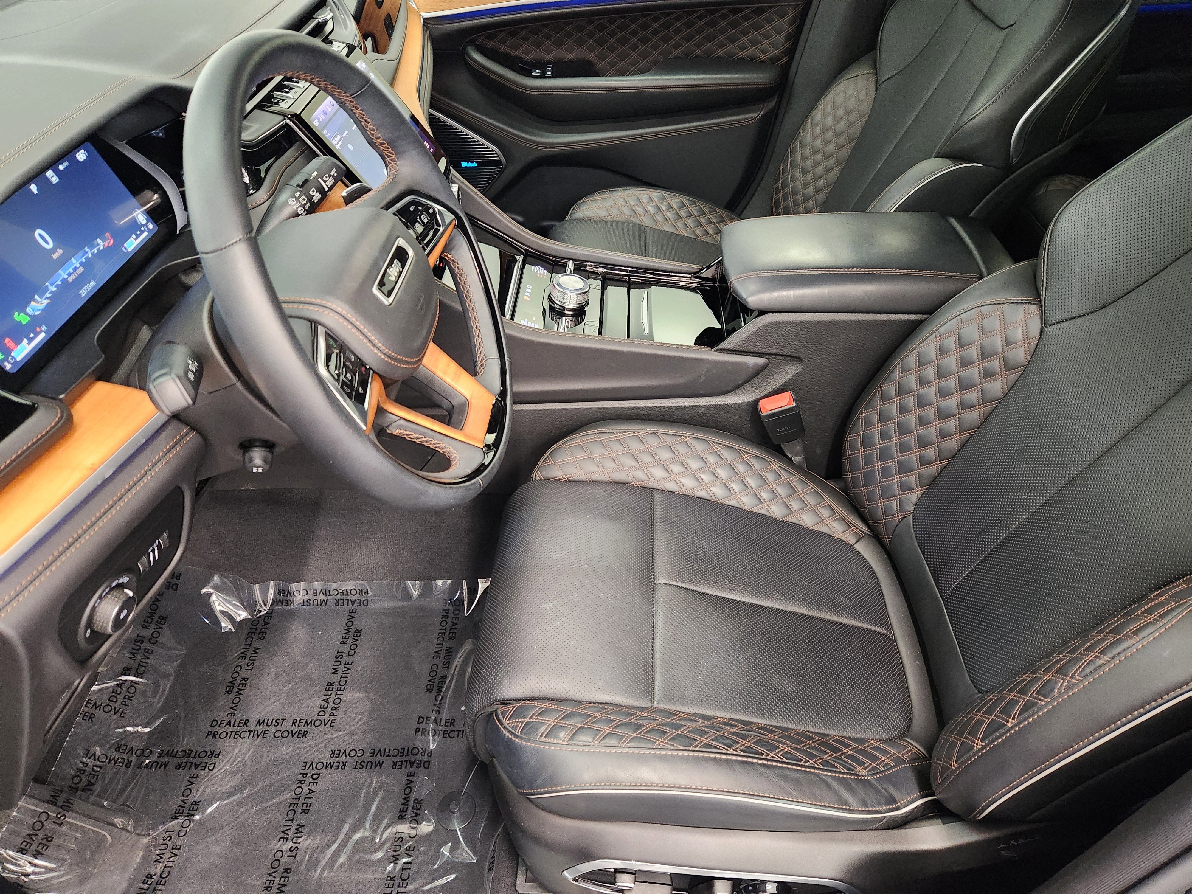 Used 2023 Jeep Grand Cherokee Summit image 11