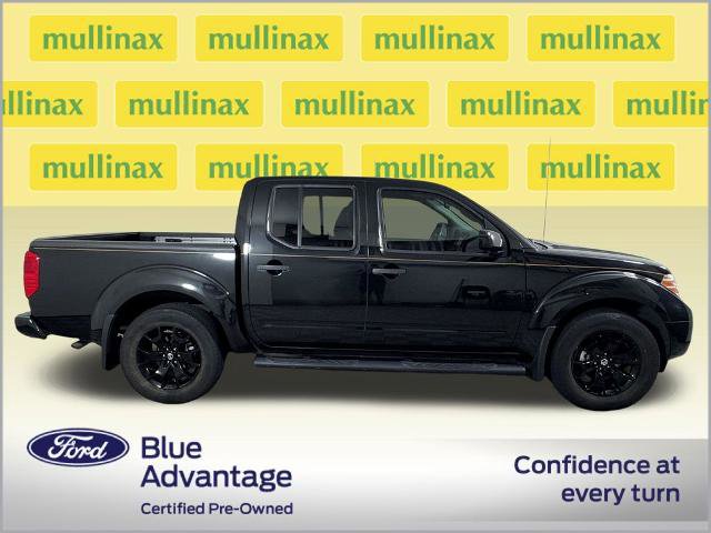 Used 2021 Nissan Frontier SV w/ Midnight Edition Floor Mats RWD image 2