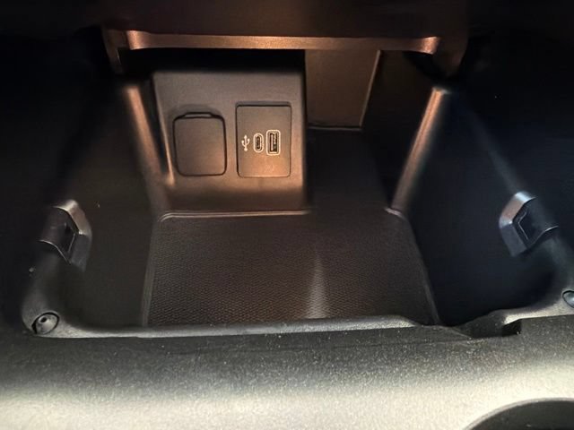 Certified 2025 Ford Explorer ST w/ Sun And Sound Package AWD/4WD image 30