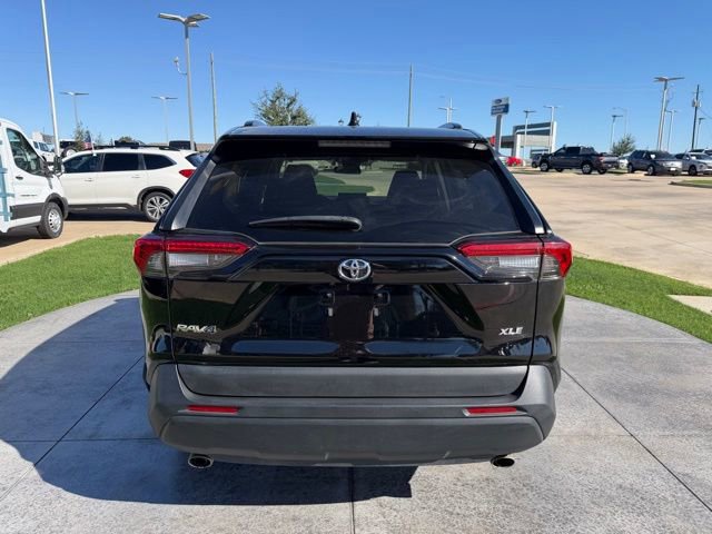 Used 2024 Toyota RAV4 XLE image 2