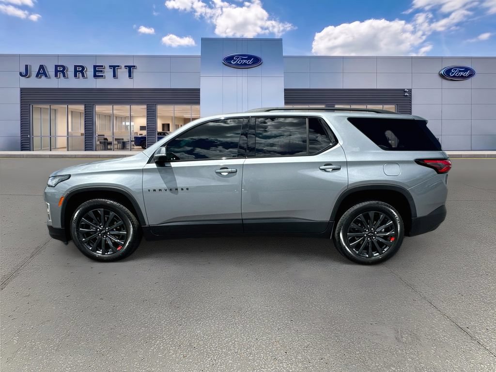 Used 2023 Chevrolet Traverse RS FWD image 4