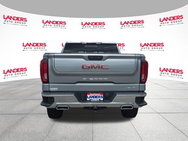 Used 2023 GMC Sierra 1500 SLT w/ SLT Convenience Package AWD/4WD image 4