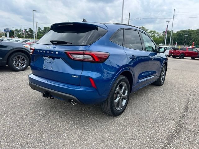 Certified 2023 Ford Escape ST-Line Select w/ Class II Trailer Tow Package AWD/4WD image 4