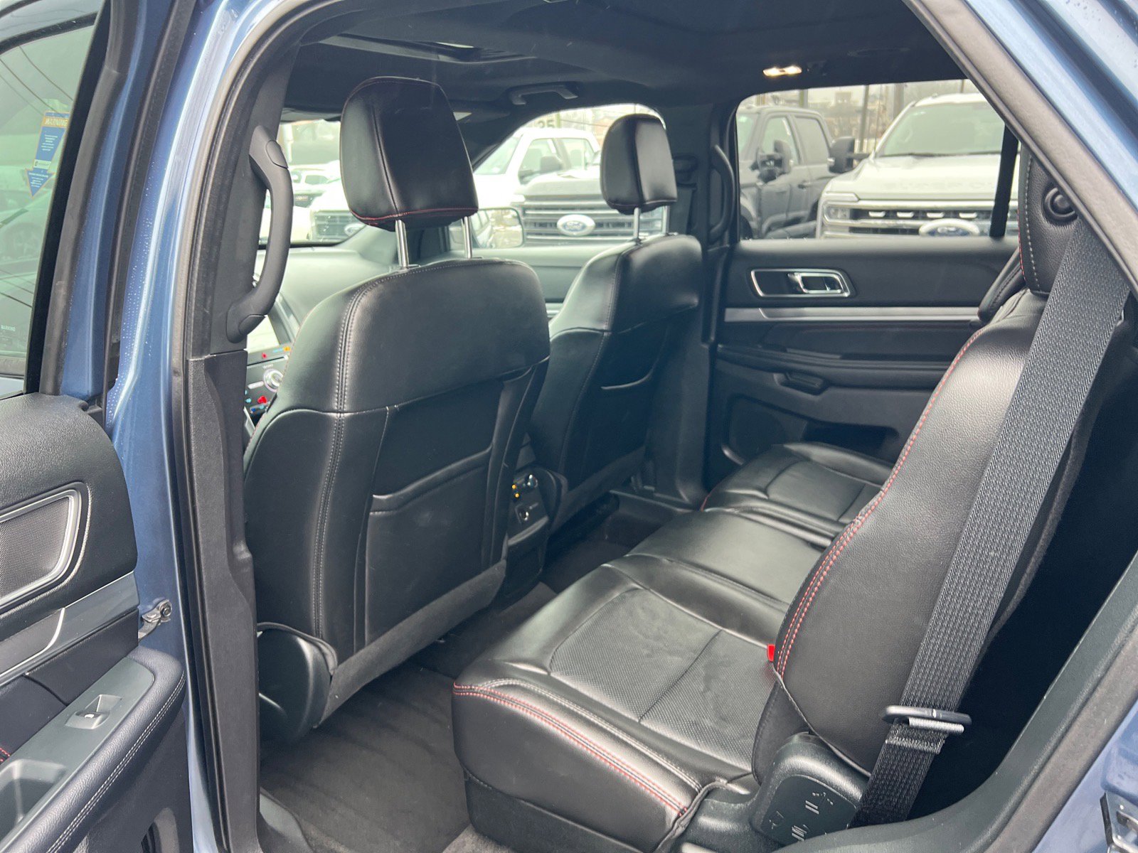 Certified 2018 Ford Explorer Sport image 17