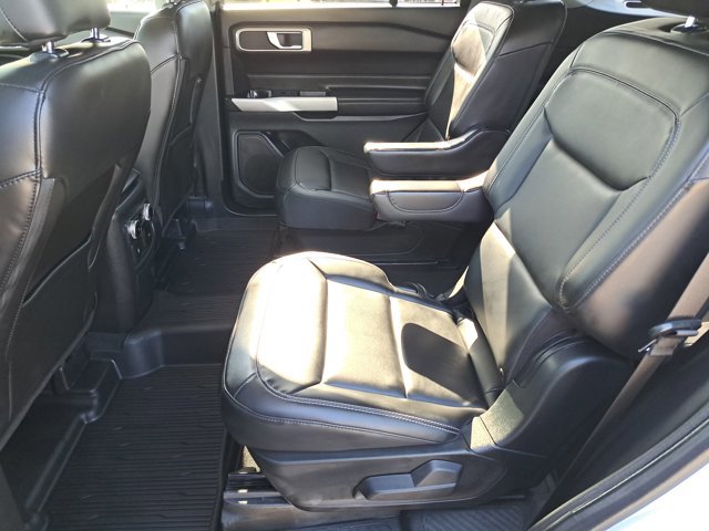 Certified 2022 Ford Explorer XLT w/ Equipment Group 202A image 11