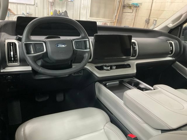 Certified 2025 Ford Expedition Max Active AWD/4WD image 9