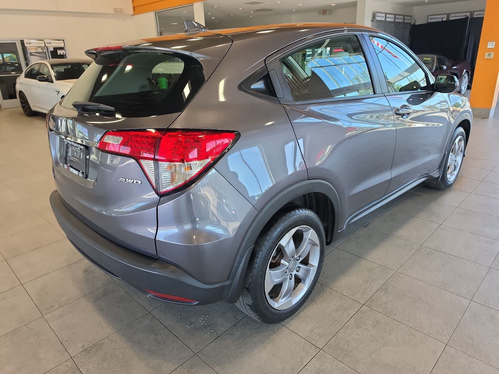 Used 2022 Honda HR-V LX image 7