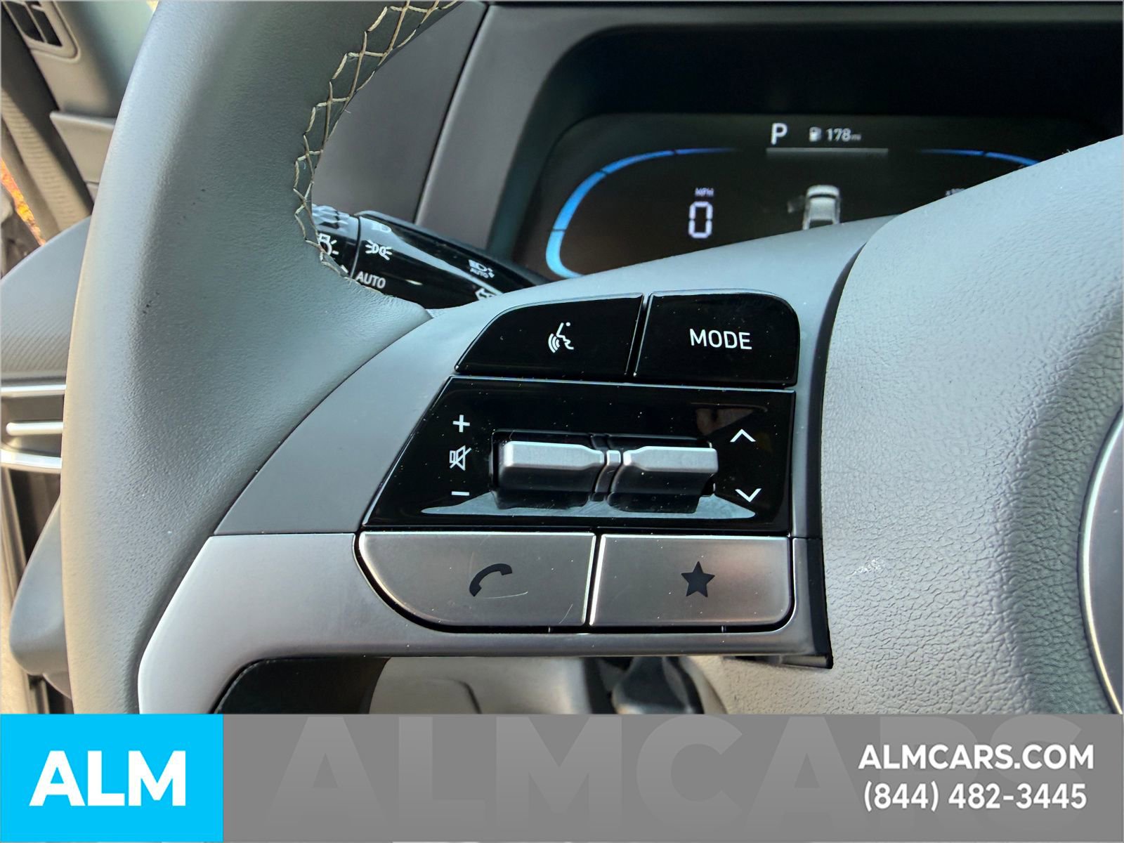 Used 2025 Hyundai Elantra Sport image 21