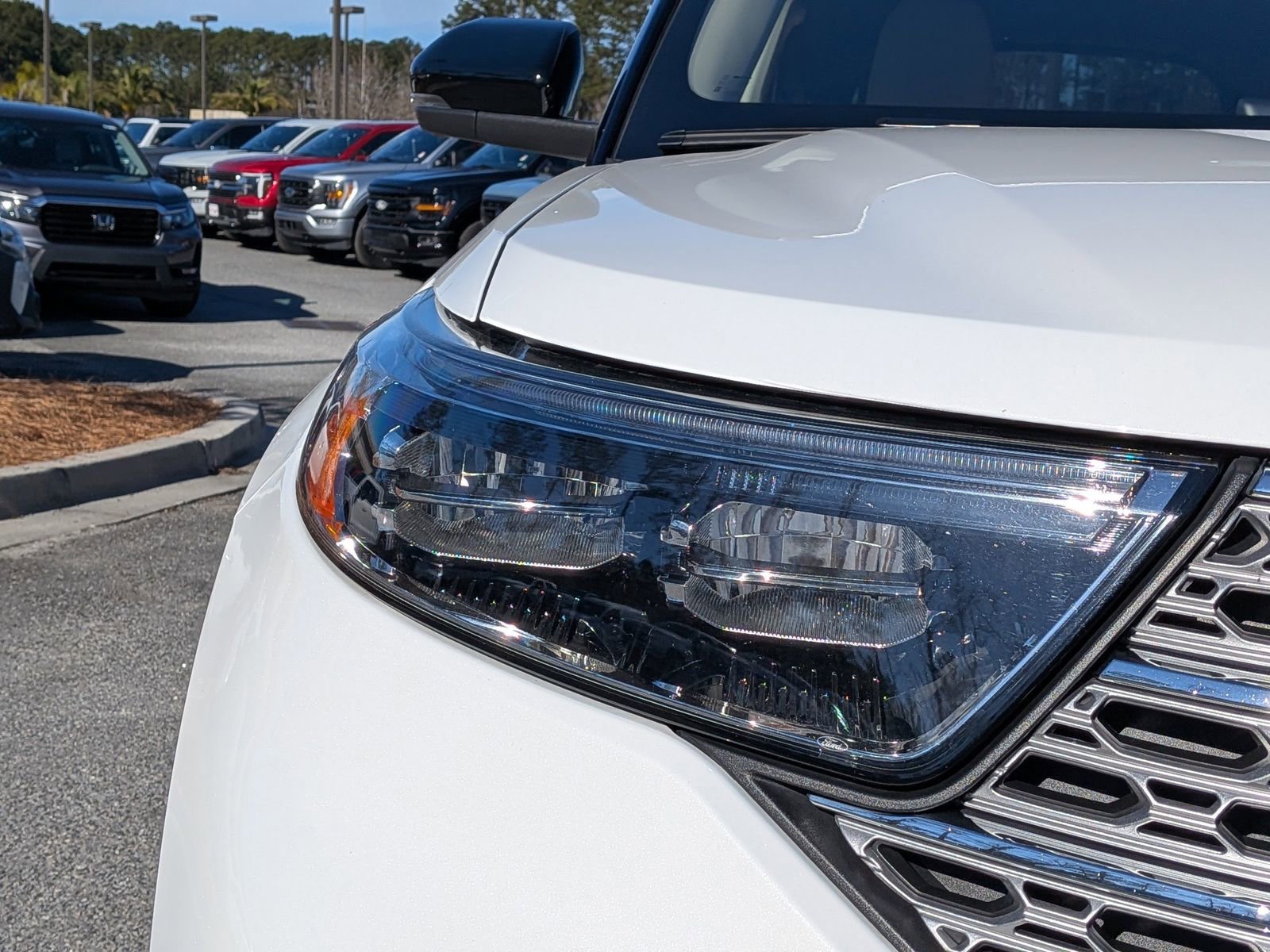 Certified 2023 Ford Explorer Limited w/ Limited Technology Package image 12