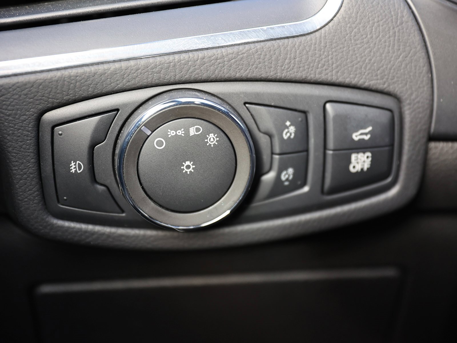 Certified 2022 Ford Edge ST image 34