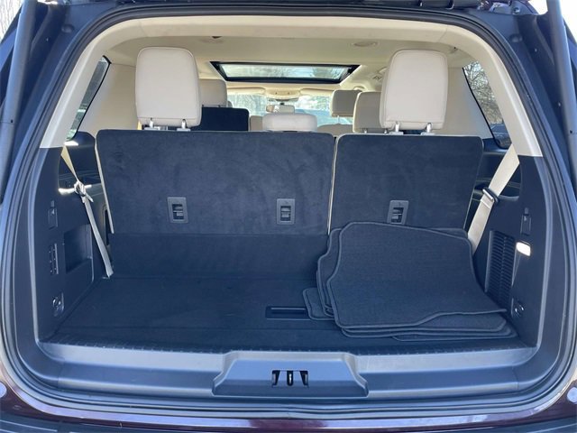 Certified 2024 Ford Expedition XLT image 9