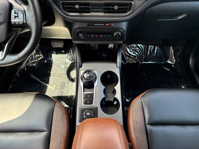 Certified 2025 Ford Bronco Sport Outer Banks w/ Outer Banks Tech Package+ AWD/4WD image 12