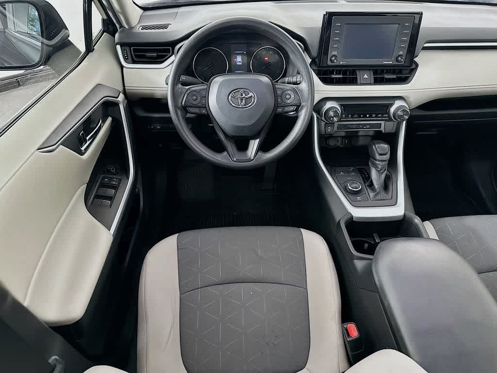 Used 2022 Toyota RAV4 XLE w/ Convenience Package AWD/4WD image 10