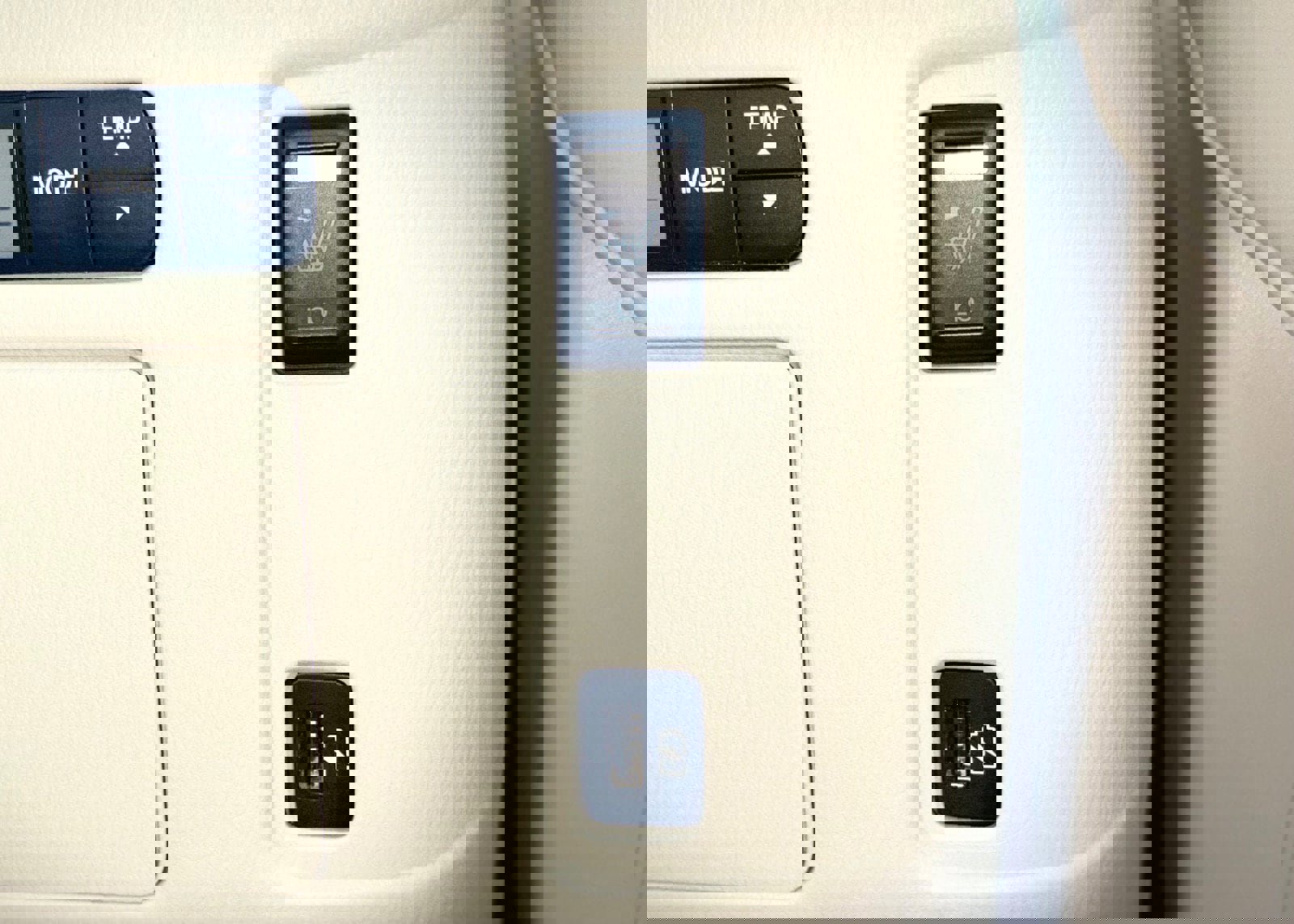 Used 2022 INFINITI QX80 Sensory w/ Cargo Package AWD/4WD image 37