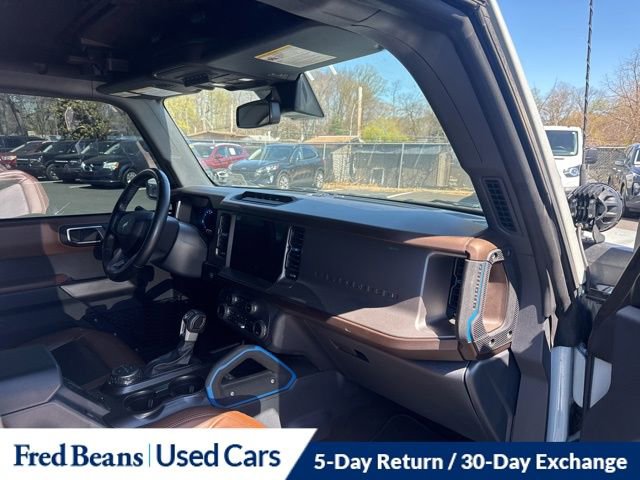 Certified 2021 Ford Bronco Outer Banks w/ Sasquatch Package AWD/4WD image 11