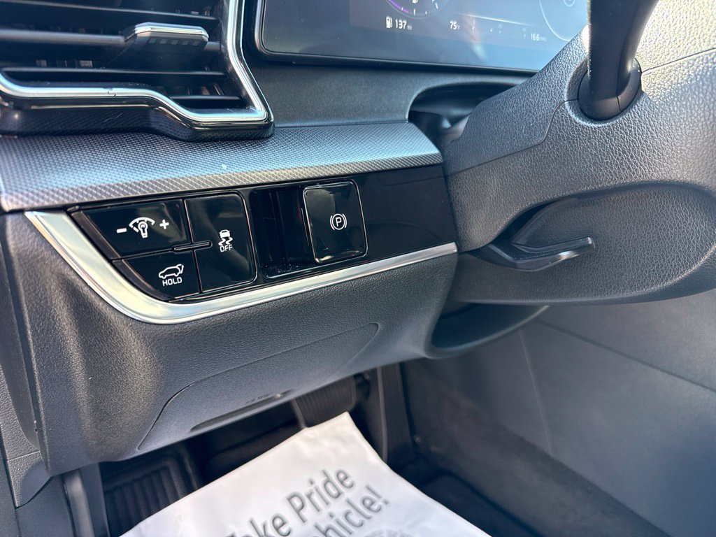 Used 2023 Kia Sportage SX FWD image 26