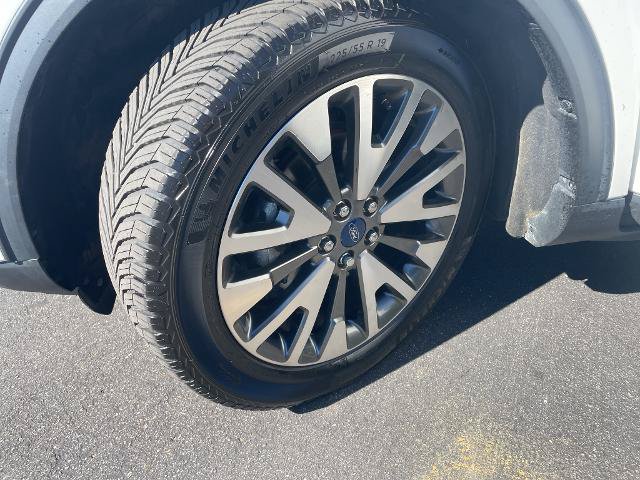 Certified 2020 Ford Escape Titanium AWD/4WD image 21