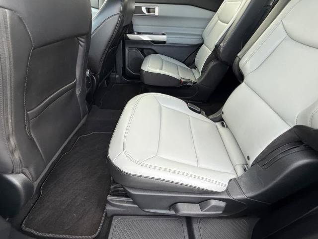 Certified 2021 Ford Explorer XLT w/ Equipment Group 202A AWD/4WD image 11