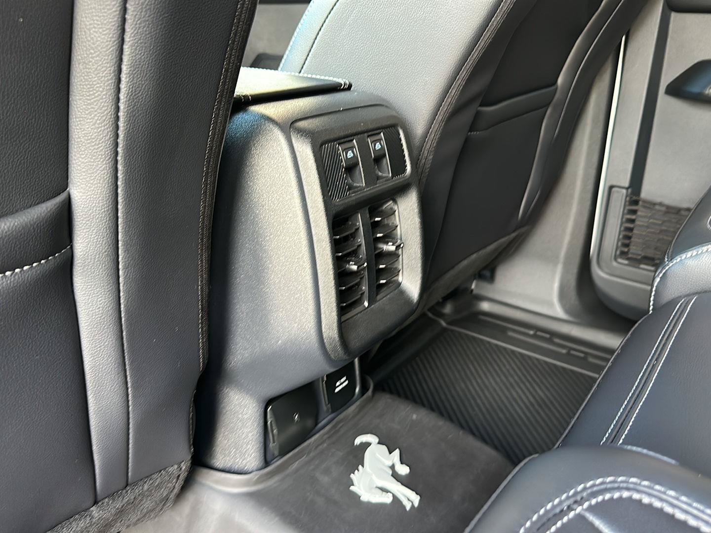 Certified 2025 Ford Bronco Outer Banks AWD/4WD image 23