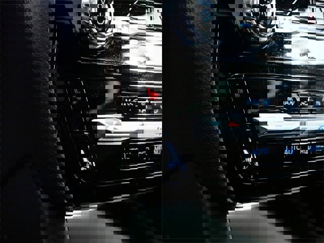 Certified 2023 Ford Explorer ST-Line w/ Class IV Trailer Tow Package image 21