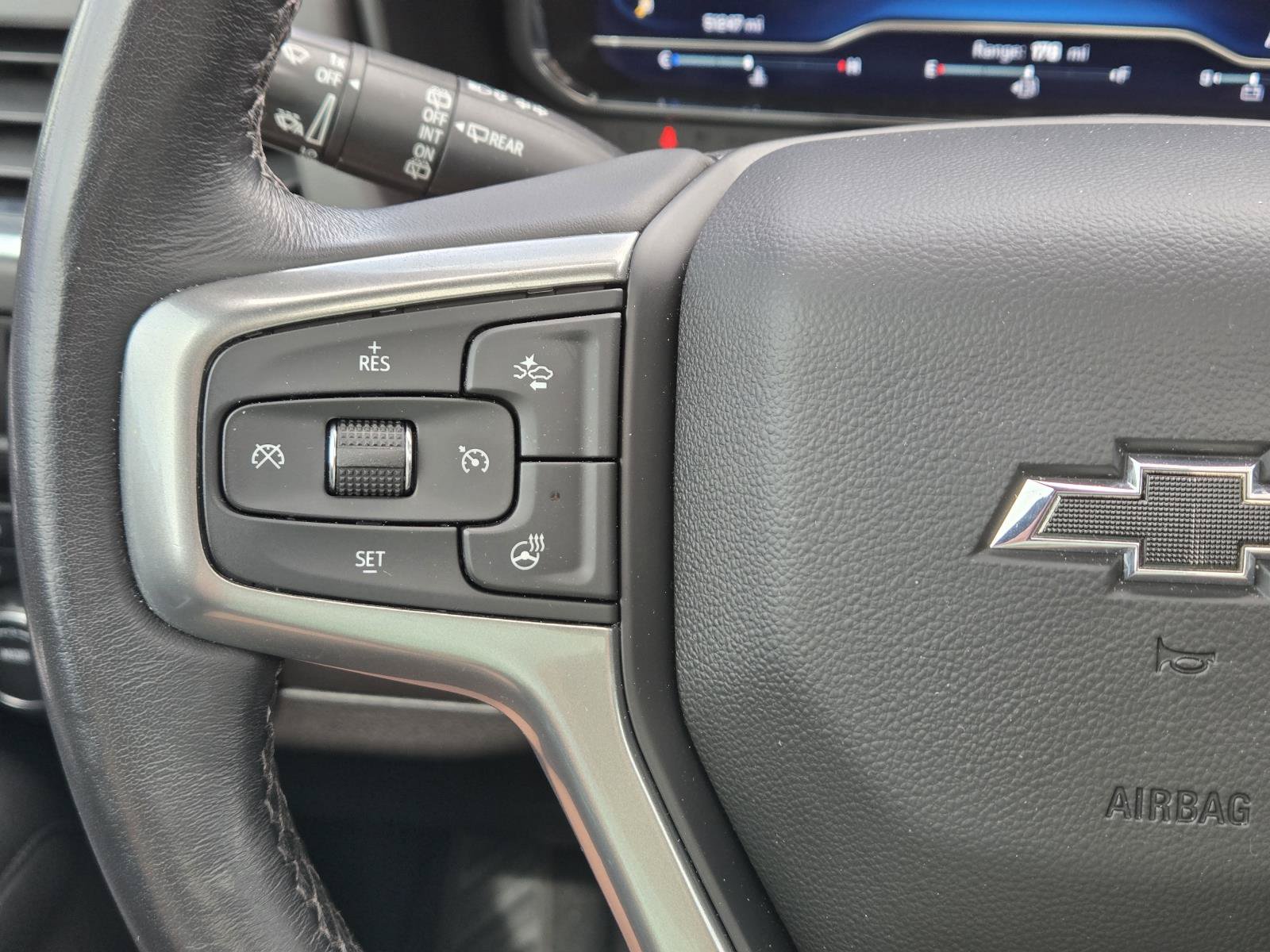 Used 2022 Chevrolet Tahoe Z71 w/ Luxury Package AWD/4WD image 26