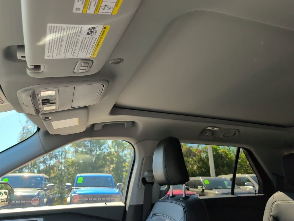 Certified 2024 Ford Explorer XLT w/ Equipment Group 202A image 10