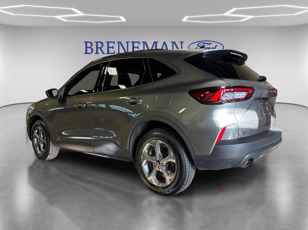 Certified 2025 Ford Escape ST-Line image 3