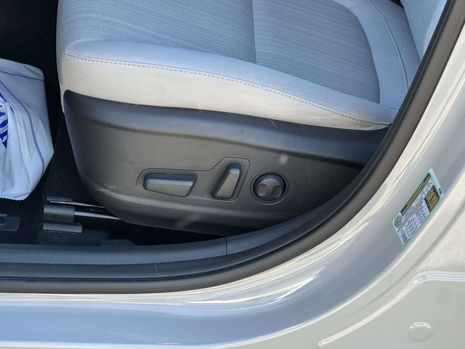 Used 2023 Hyundai Kona SEL image 16