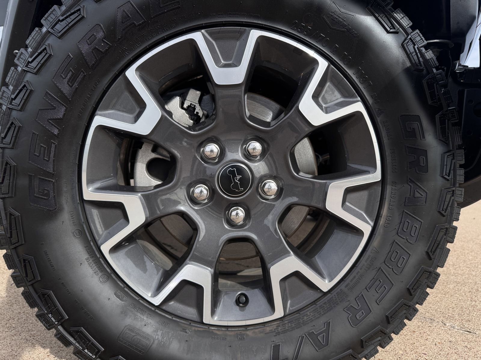 Used 2024 Jeep Wrangler Sahara w/ Safety Group image 10