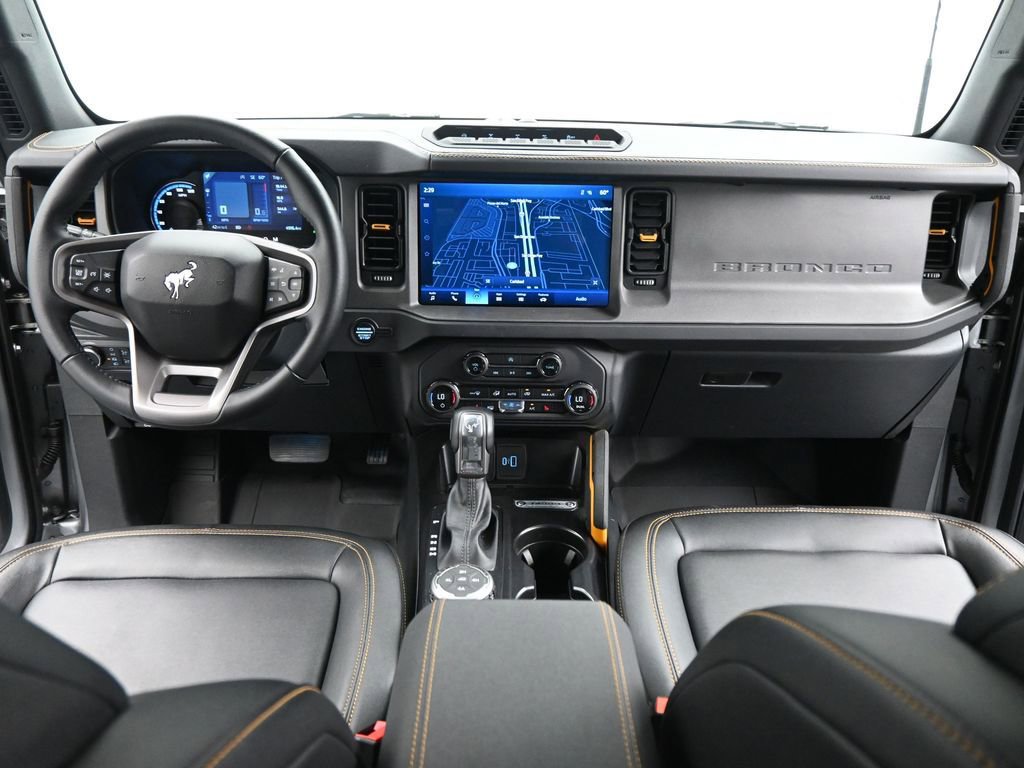 Certified 2024 Ford Bronco Badlands AWD/4WD image 19