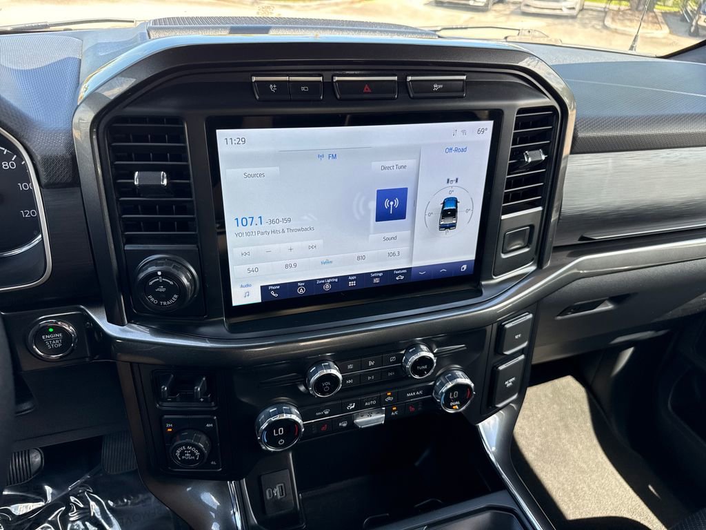 Certified 2021 Ford F150 XLT w/ Equipment Group 302A High image 18