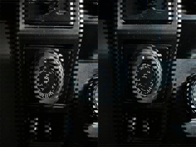 Certified 2019 Ford F150 XLT w/ Equipment Group 302A Luxury image 24