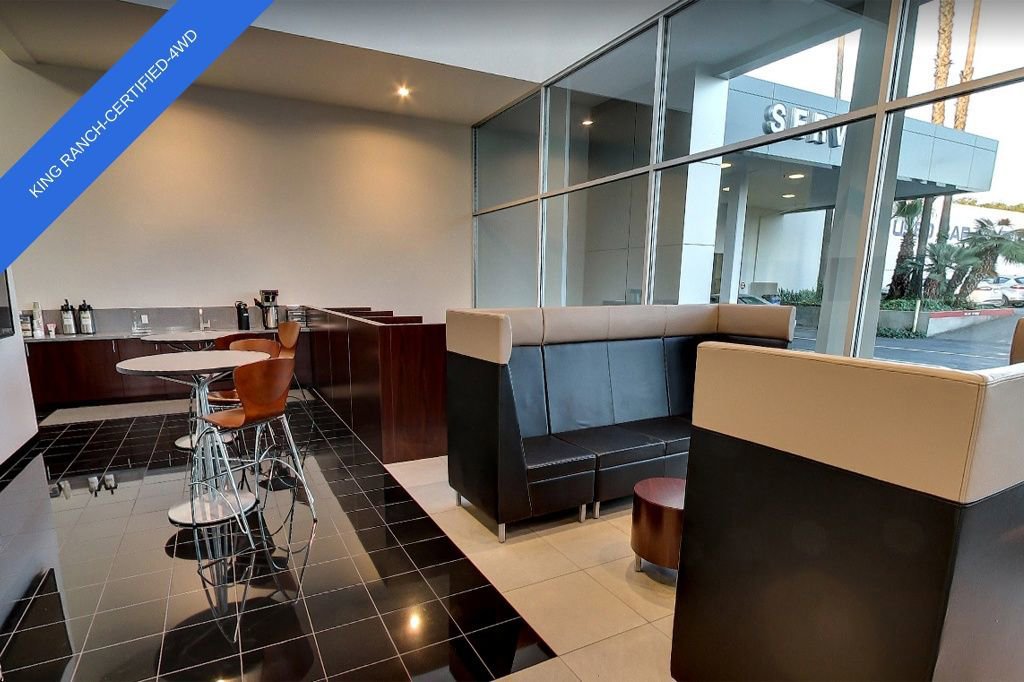 Certified 2022 Ford Explorer King Ranch w/ Technology Package image 35