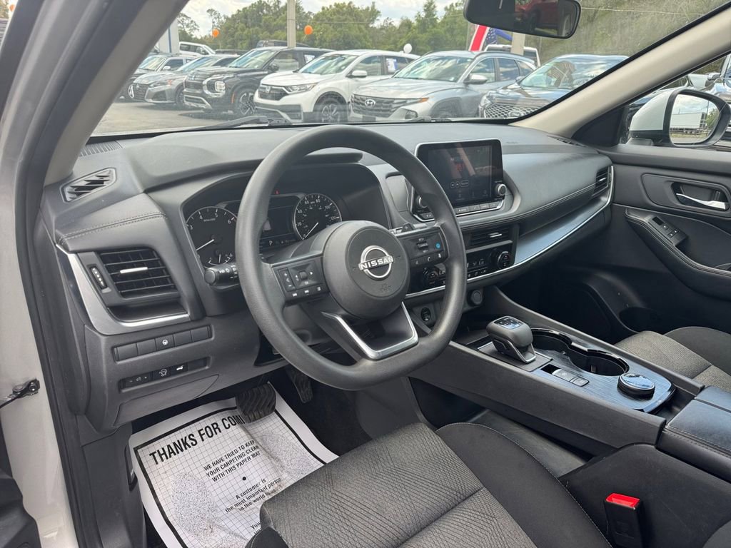 Used 2024 Nissan Rogue SV AWD/4WD image 31