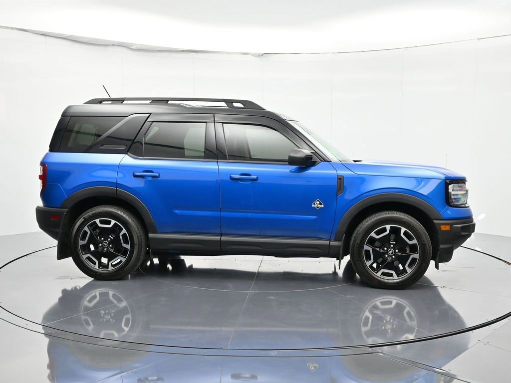 Certified 2022 Ford Bronco Sport Outer Banks w/ Tech Package image 16