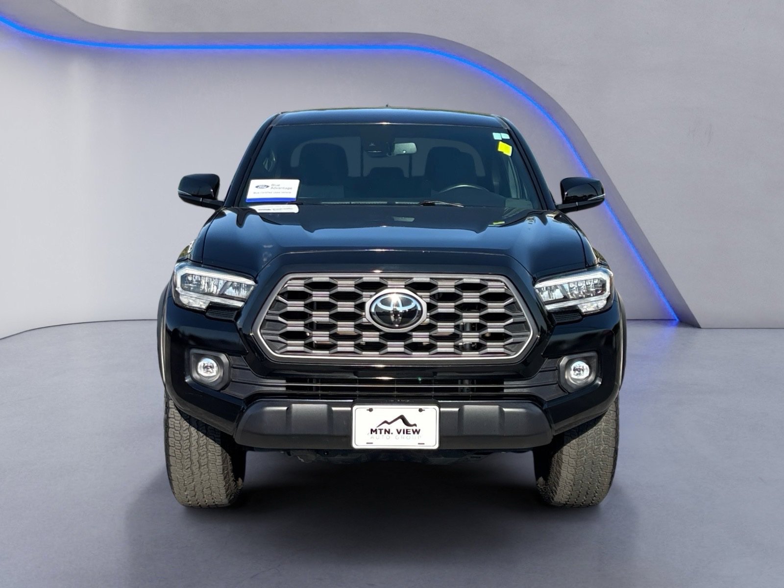 Used 2023 Toyota Tacoma TRD Off-Road AWD/4WD image 8