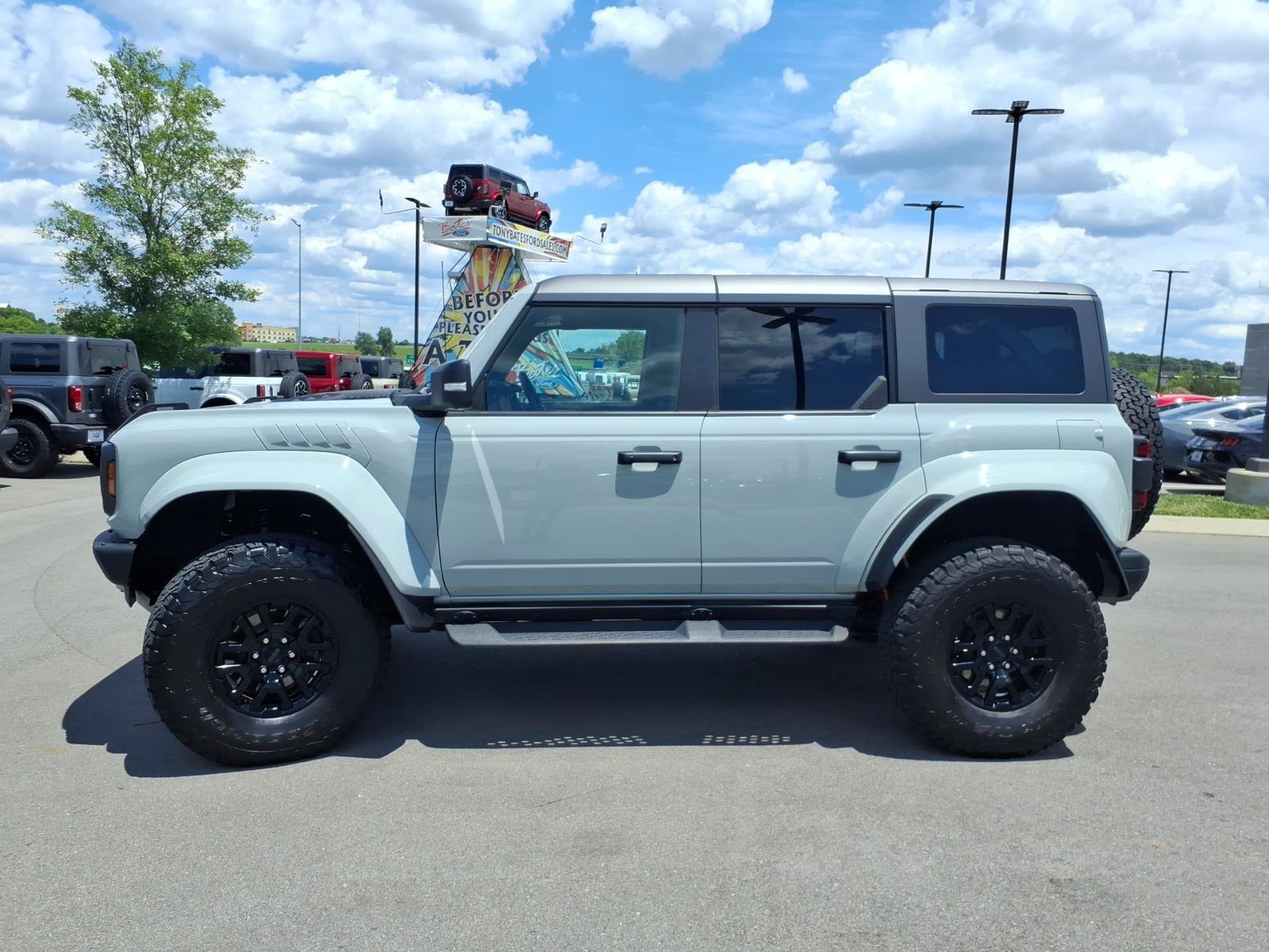 Certified 2024 Ford Bronco Raptor AWD/4WD image 6