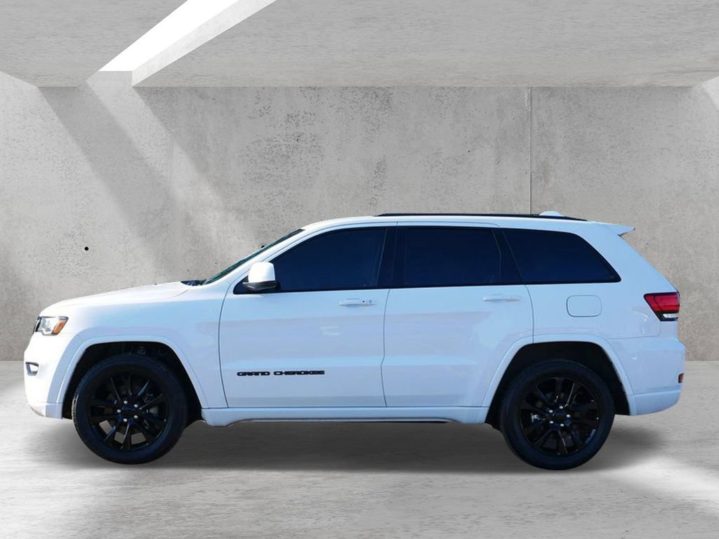 Used 2021 Jeep Grand Cherokee Laredo X AWD/4WD image 5