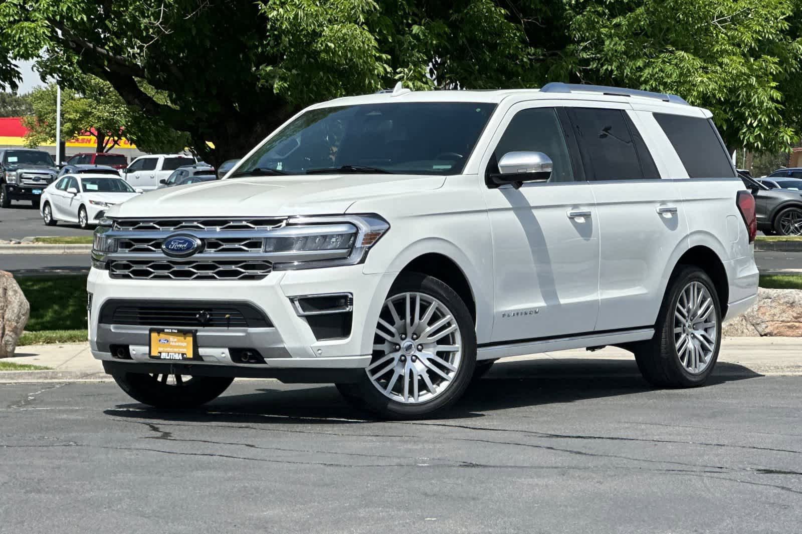 Certified 2023 Ford Expedition Platinum AWD/4WD image 1
