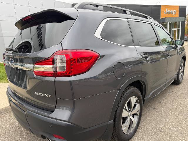 Used 2022 Subaru Ascent Premium w/ Convenience Package AWD/4WD image 3
