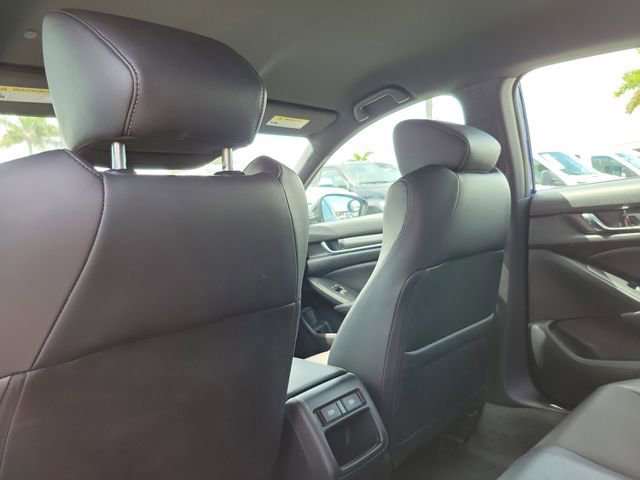 Used 2022 Honda Accord Sport image 11