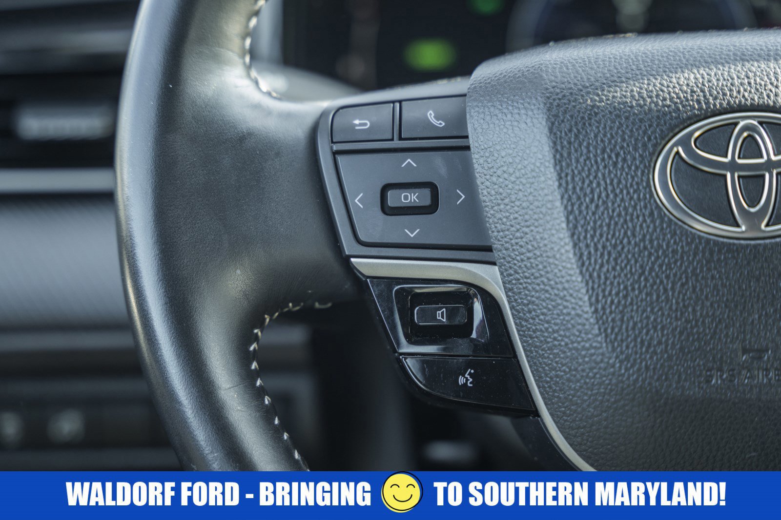 Used 2025 Toyota Camry SE image 30