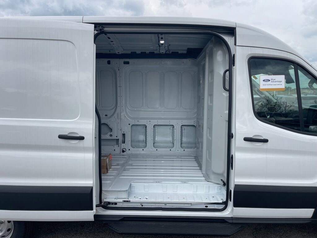 Certified 2025 Ford Transit 250 148 Medium Roof RWD image 25