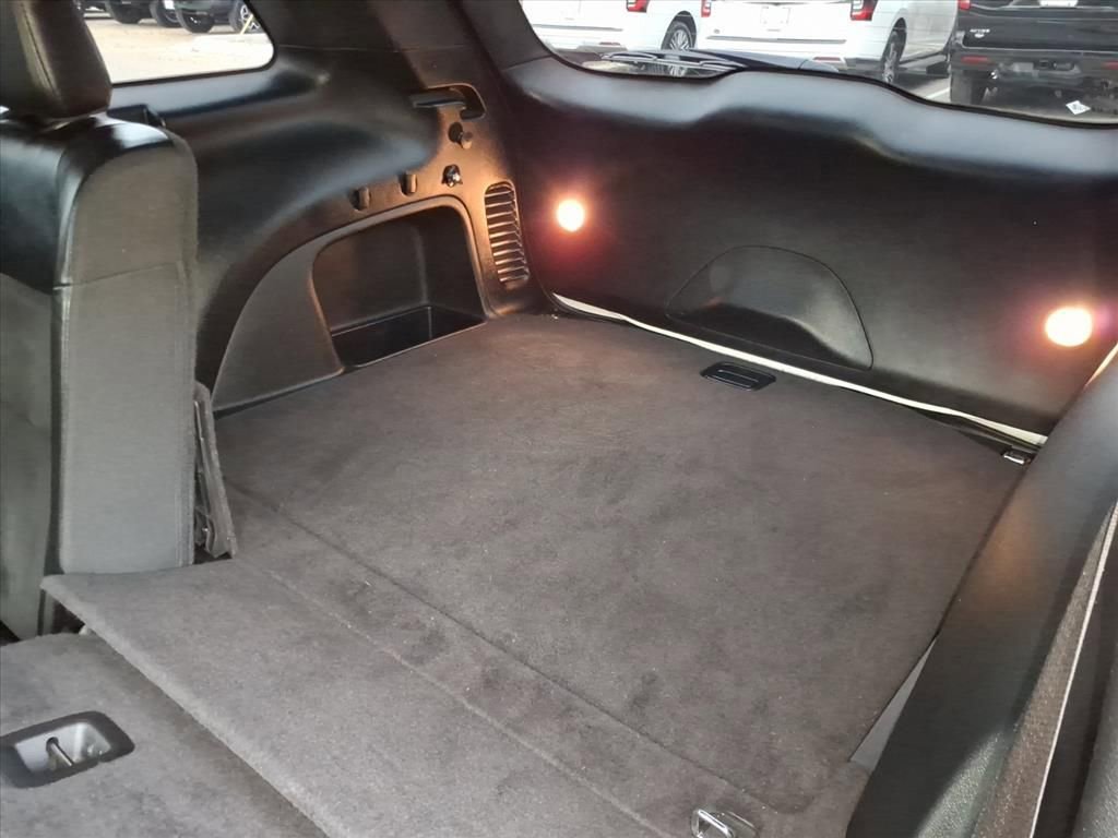 Used 2022 Jeep Grand Cherokee Laredo X image 14