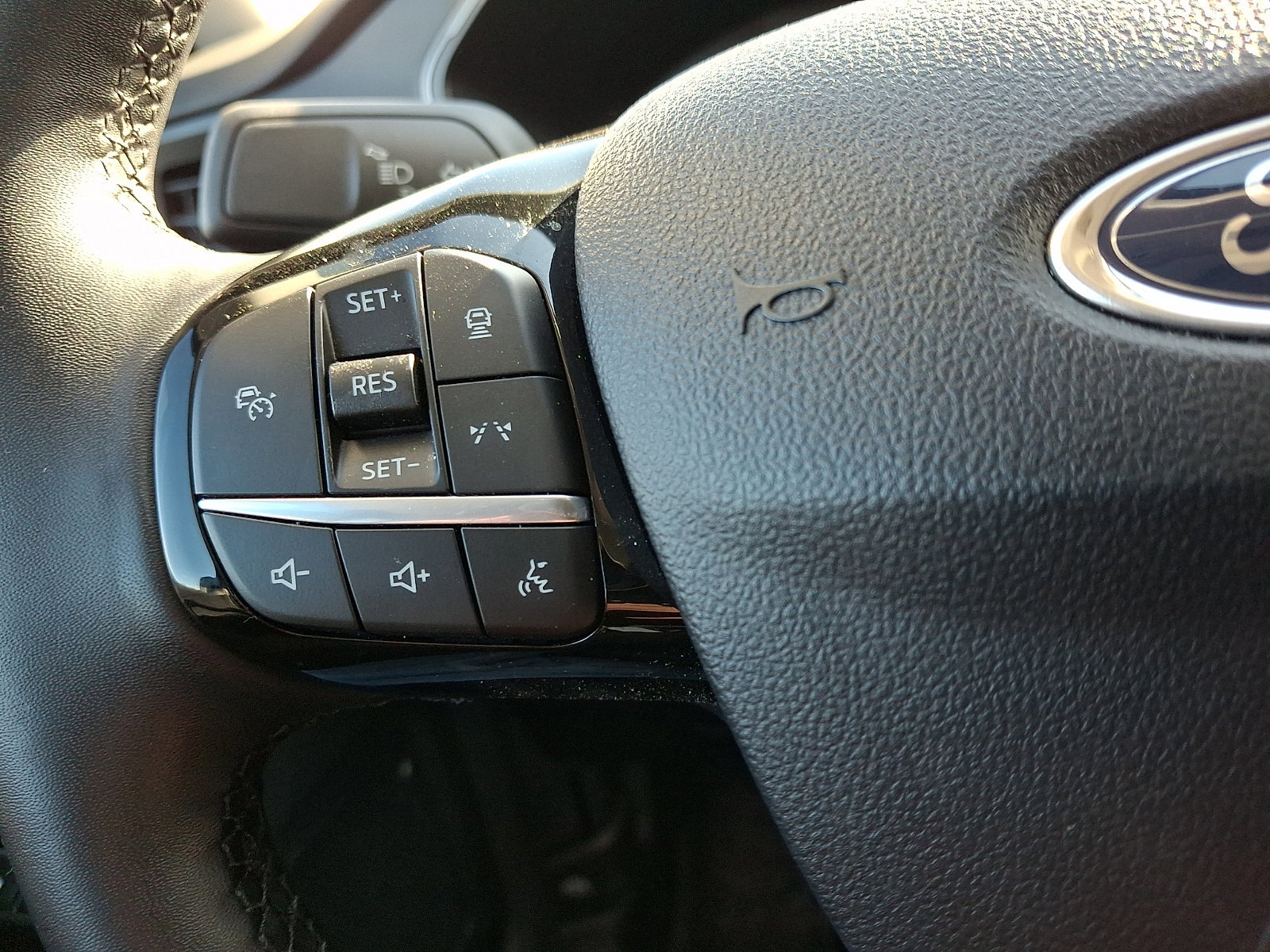 Certified 2024 Ford Escape Active w/ Tech Pack #1 image 20