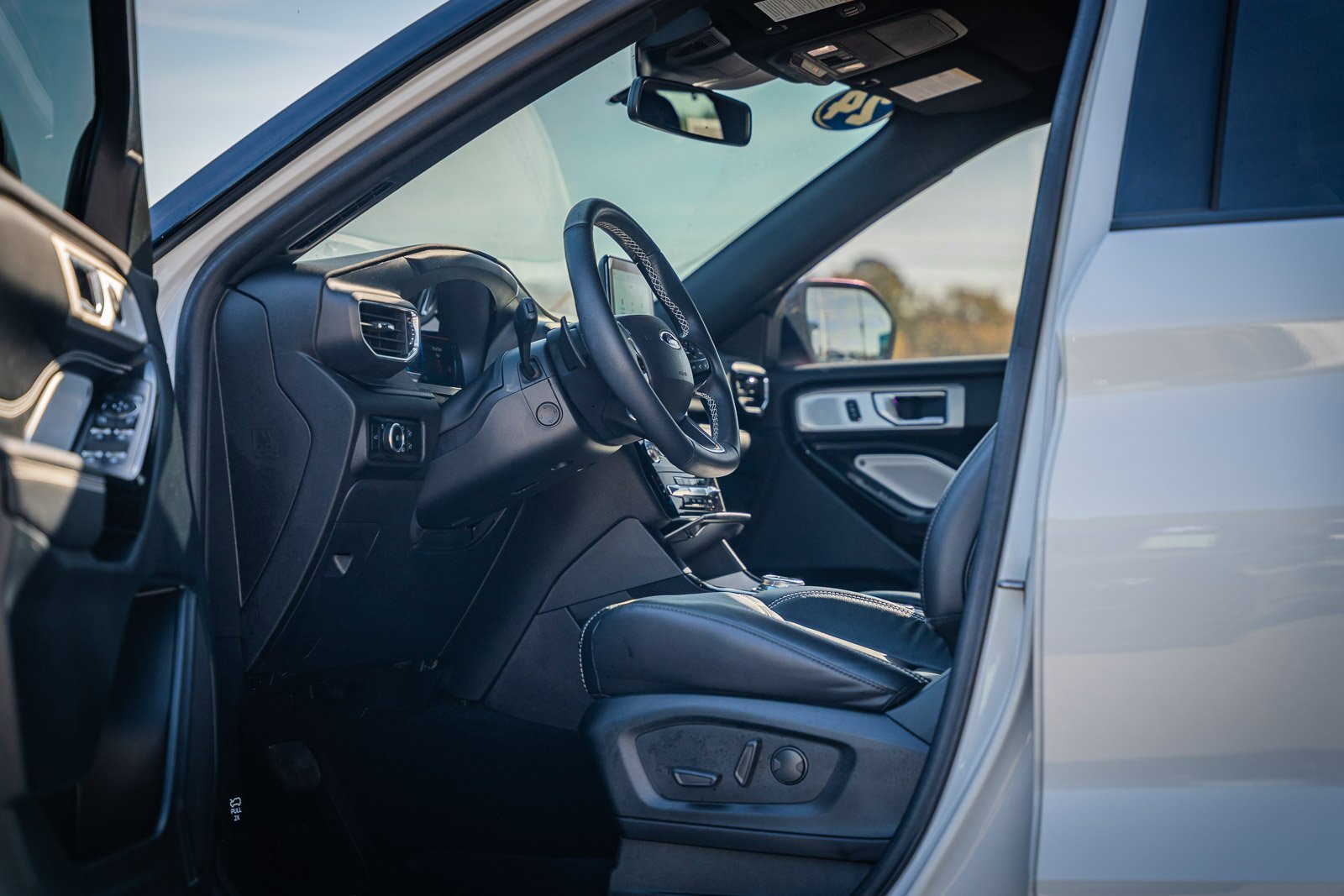 Certified 2024 Ford Explorer ST w/ Equipment Group 401A image 18