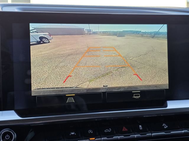 Used 2023 Chevrolet Silverado 1500 LT Trail Boss image 11