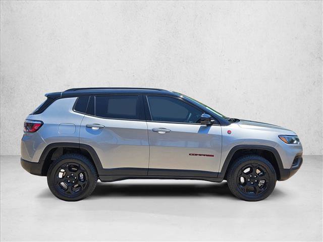 Used 2023 Jeep Compass Trailhawk w/ Sun and Sound Group AWD/4WD image 4