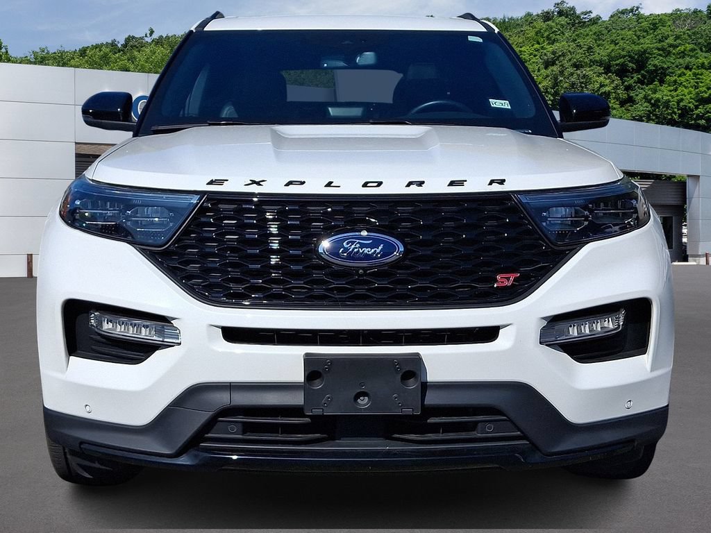 Certified 2024 Ford Explorer ST w/ Equipment Group 401A AWD/4WD image 2